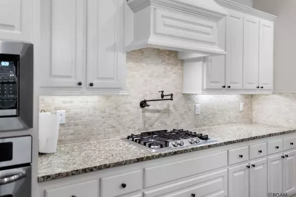 39169 Water Oak Ave, Prairieville, LA 70769