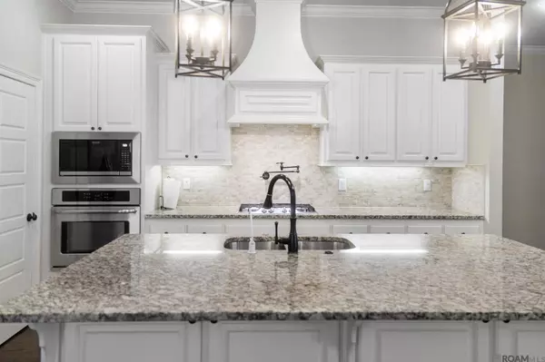 39169 Water Oak Ave, Prairieville, LA 70769