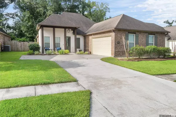 39169 Water Oak Ave, Prairieville, LA 70769