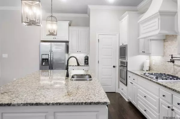 39169 Water Oak Ave, Prairieville, LA 70769