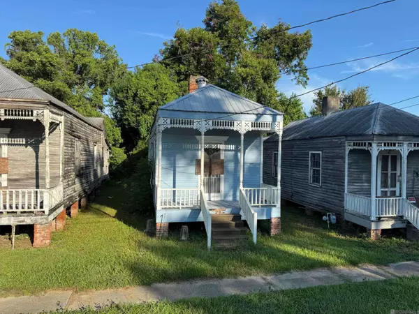 618 Lessard, Donaldsonville, LA 70346