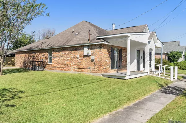 907 Woodvine Dr, Baton Rouge, LA 70806