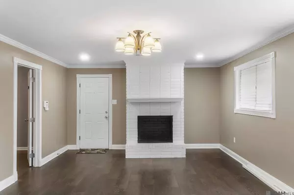 9587 Chanadia Dr, Baton Rouge, LA 70810