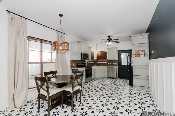 40489 Cross Creek Ave, Gonzales, LA 70737