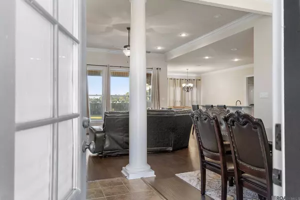 6532 Union Dr, Addis, LA 70710