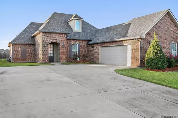 6532 Union Dr, Addis, LA 70710