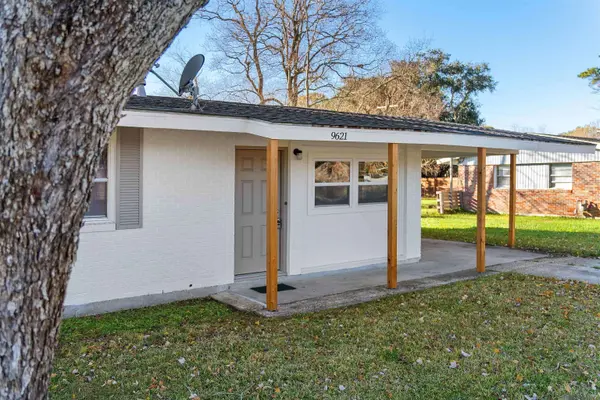9621 Foster Rd, Baton Rouge, LA 70811