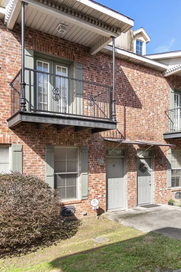 10600 Lakes Blvd ##305, Baton Rouge, LA 70810