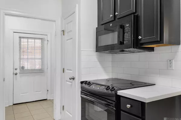 10600 Lakes Blvd ##305, Baton Rouge, LA 70810