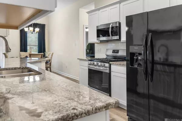 8256 Sweetgum Dr, Gonzales, LA 70737