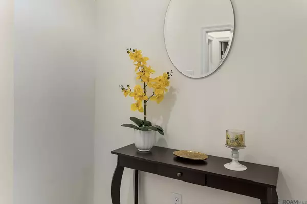 8256 Sweetgum Dr, Gonzales, LA 70737