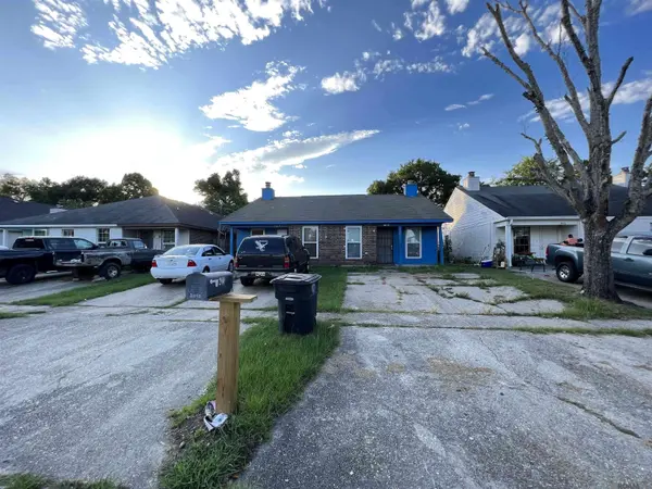 2010-2012 Helm Dr, Baton Rouge, LA 70820