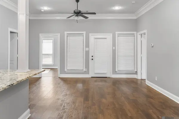 308 Hill Ridge Dr, Youngsville, LA 70592