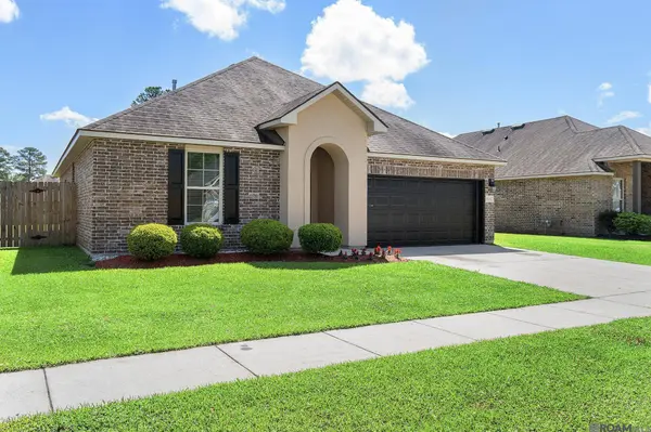 39363 Legacy Lake Dr, Gonzales, LA 70737