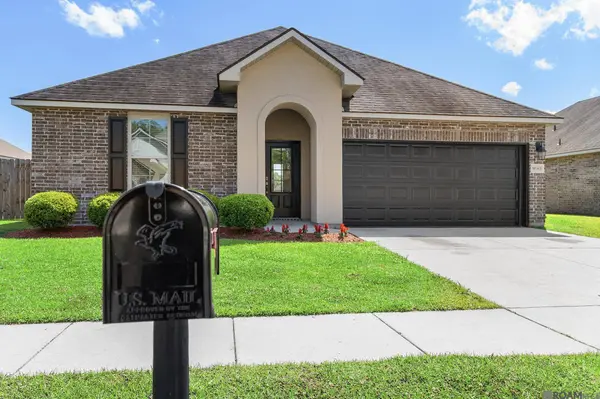 39363 Legacy Lake Dr, Gonzales, LA 70737