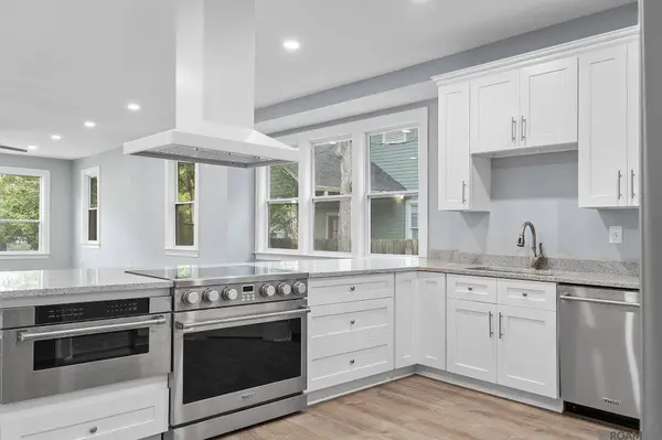 445 Lovers Ln, Baton Rouge, LA 70806