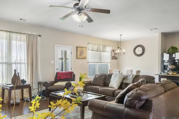 107 Pastoral View Drive, Rayne, LA 70578