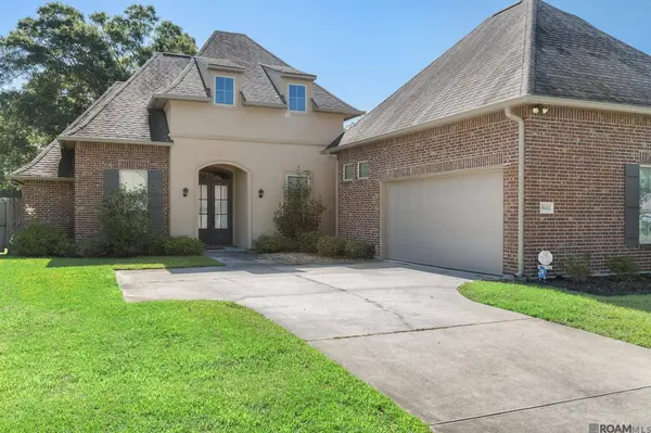 18032 River Landing Dr, Prairieville, LA 70769