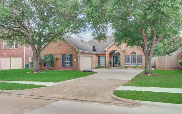 3631 Sunset Meadows DR, Pearland, TX 77581