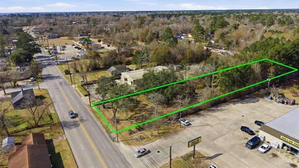 2740 E Lucas DR, Beaumont, TX 77703