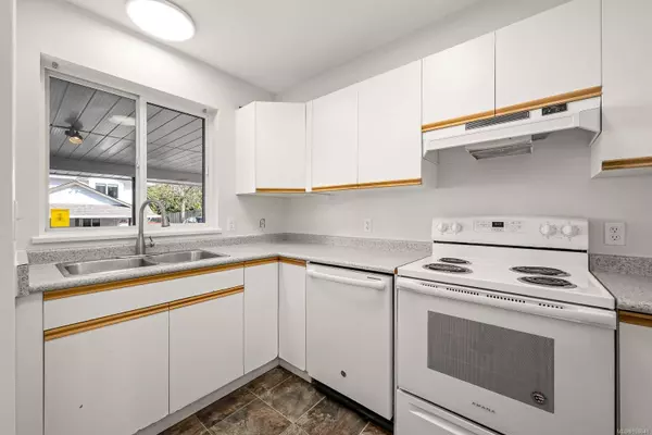 2625 Muir Rd #12, Courtenay, BC V9N 8Z4