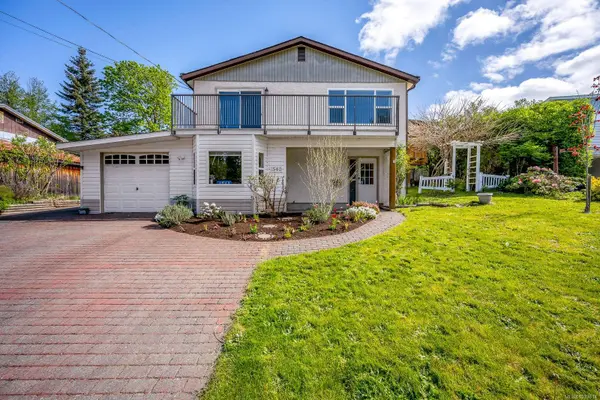 1540 Hobson Ave, Courtenay, BC V9N 6N9