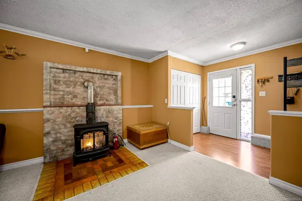 1540 Hobson Ave, Courtenay, BC V9N 6N9