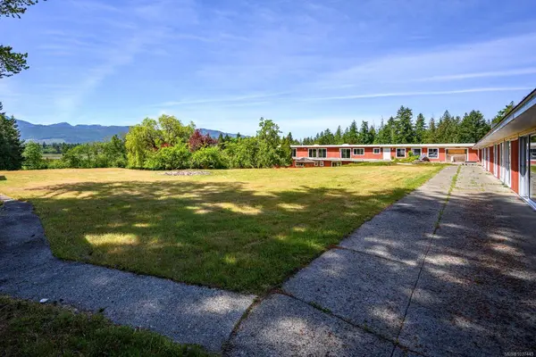 2300 Fowler Rd, Qualicum Beach, BC V9K 2A5