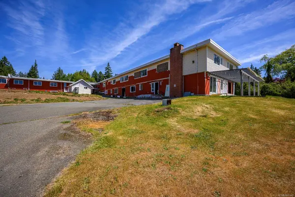 2300 Fowler Rd, Qualicum Beach, BC V9K 2A5