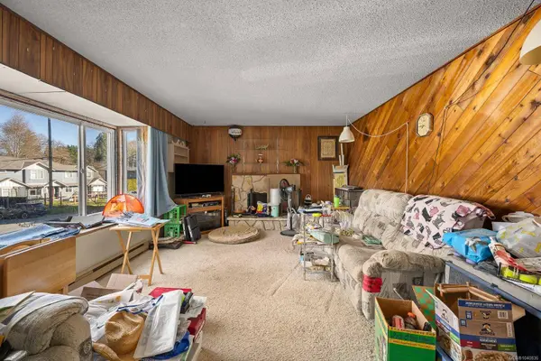 2695 Paula Pl, Courtenay, BC V9N 6H9