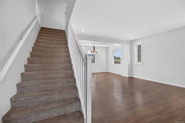 3608 Vermont Pl, Campbell River, BC V9H 1V3