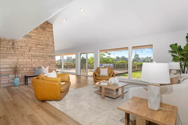 4866 Barbarossa Pl, San Diego, CA 92115