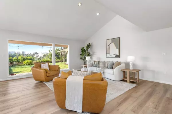 4866 Barbarossa Pl, San Diego, CA 92115