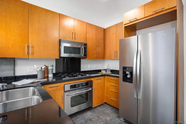 1050 Island #609, San Diego, CA 92101