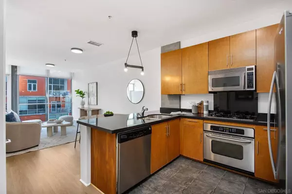 1050 Island #609, San Diego, CA 92101