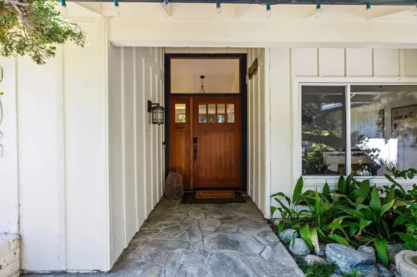 7046 Murray Park Dr, San Diego, CA 92119