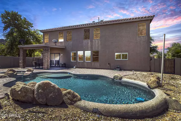 8813 S 13TH Place, Phoenix, AZ 85042