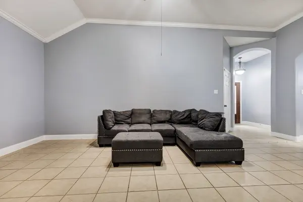 Twain Dr, Montgomery, TX 77356