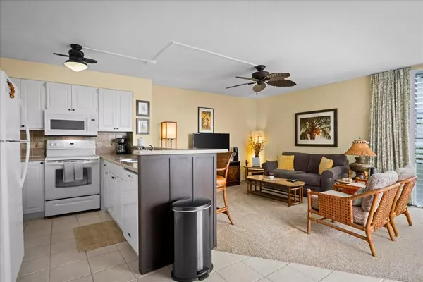 75-6016 ALII DR #323, Kailua-kona, HI 96740