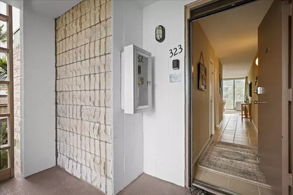 75-6016 ALII DR #323, Kailua-kona, HI 96740