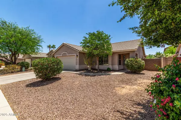 2191 W GOLDMINE MOUNTAIN Drive, Queen Creek, AZ 85144