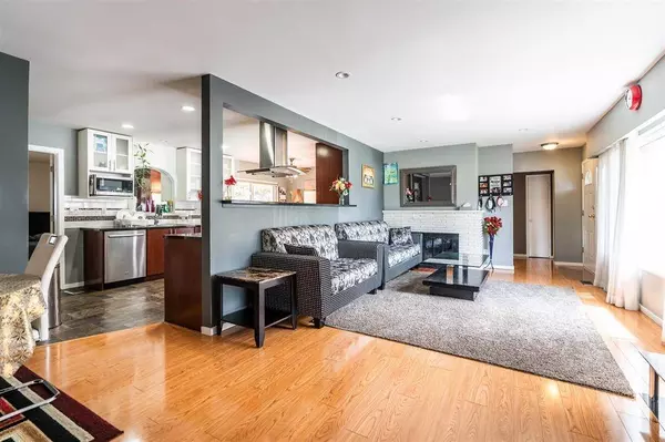 15035 Bluebird CRES, Surrey, BC V3R 4T8