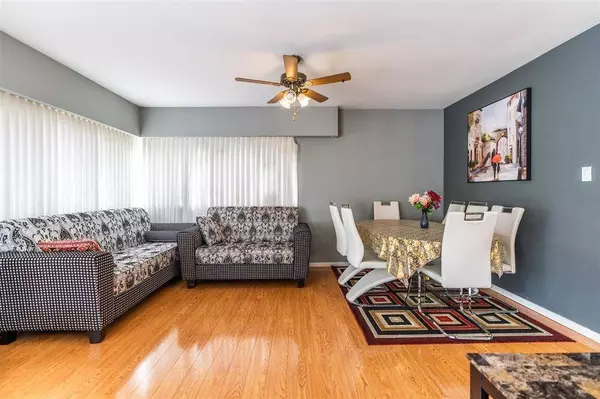 15035 Bluebird CRES, Surrey, BC V3R 4T8