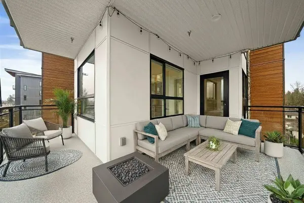 6960 Nicholson RD #406, Delta, BC V4E 0A9