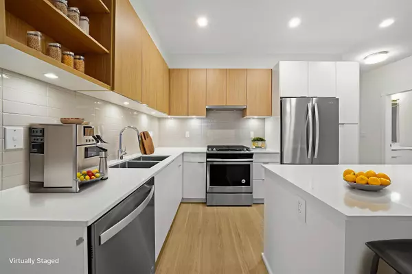 6960 Nicholson RD #406, Delta, BC V4E 0A9