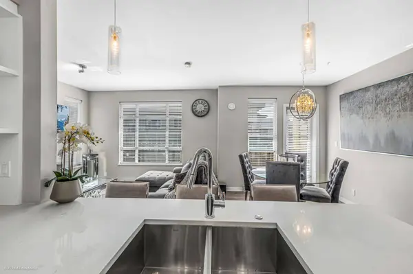 20211 66 AVE #D305, Langley, BC V2Y 0L4