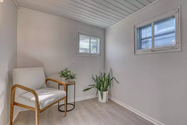 817 E Homer St, Milwaukee, WI 53207