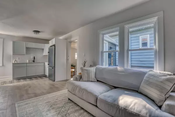 817 E Homer St, Milwaukee, WI 53207