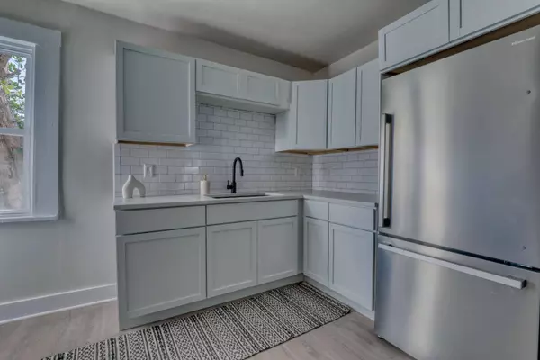 817 E Homer St, Milwaukee, WI 53207