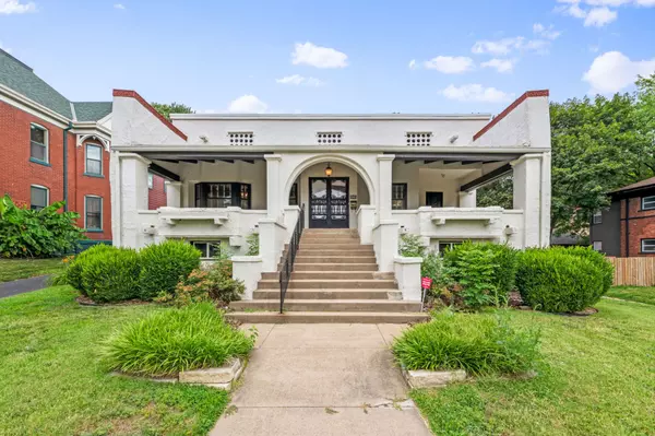 Front of House in Scarritt Point Kansas City Missouri